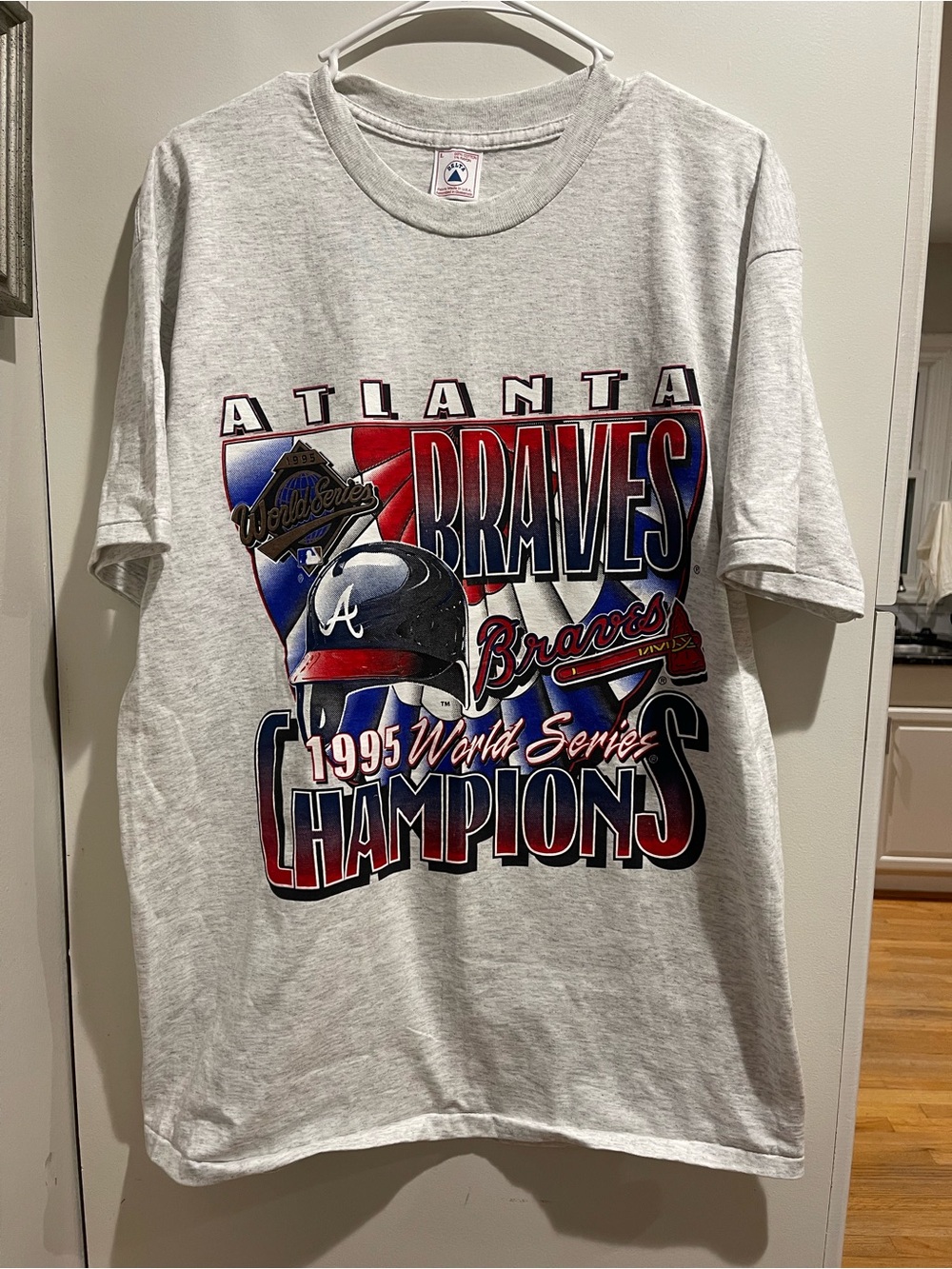 Atlanta Braves 1995 World Series Champs T Shirt L Vintage USA Single Stitch EUC